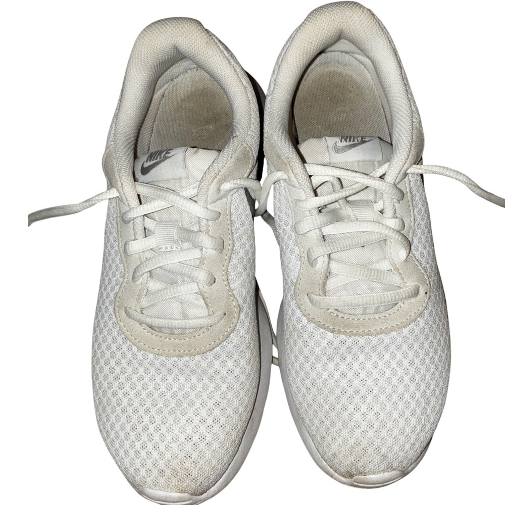 Nike Tanjun Running Shoes Women Size 7 White 812655-101 Lightweight Sneakers